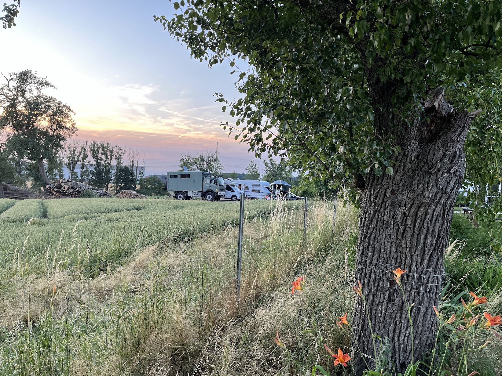 Sonnenuntergang am Stellplatz